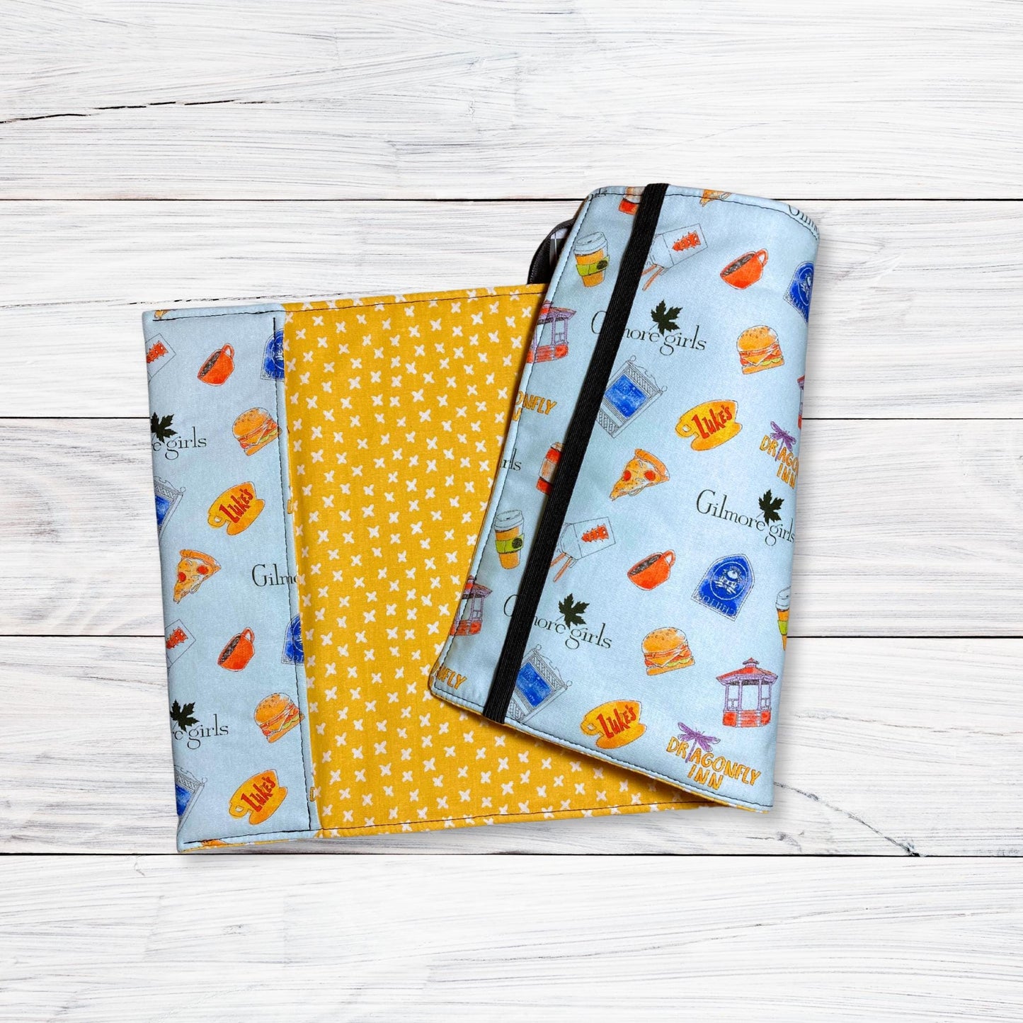 Gilmore Girls - Adjustable Book Cover