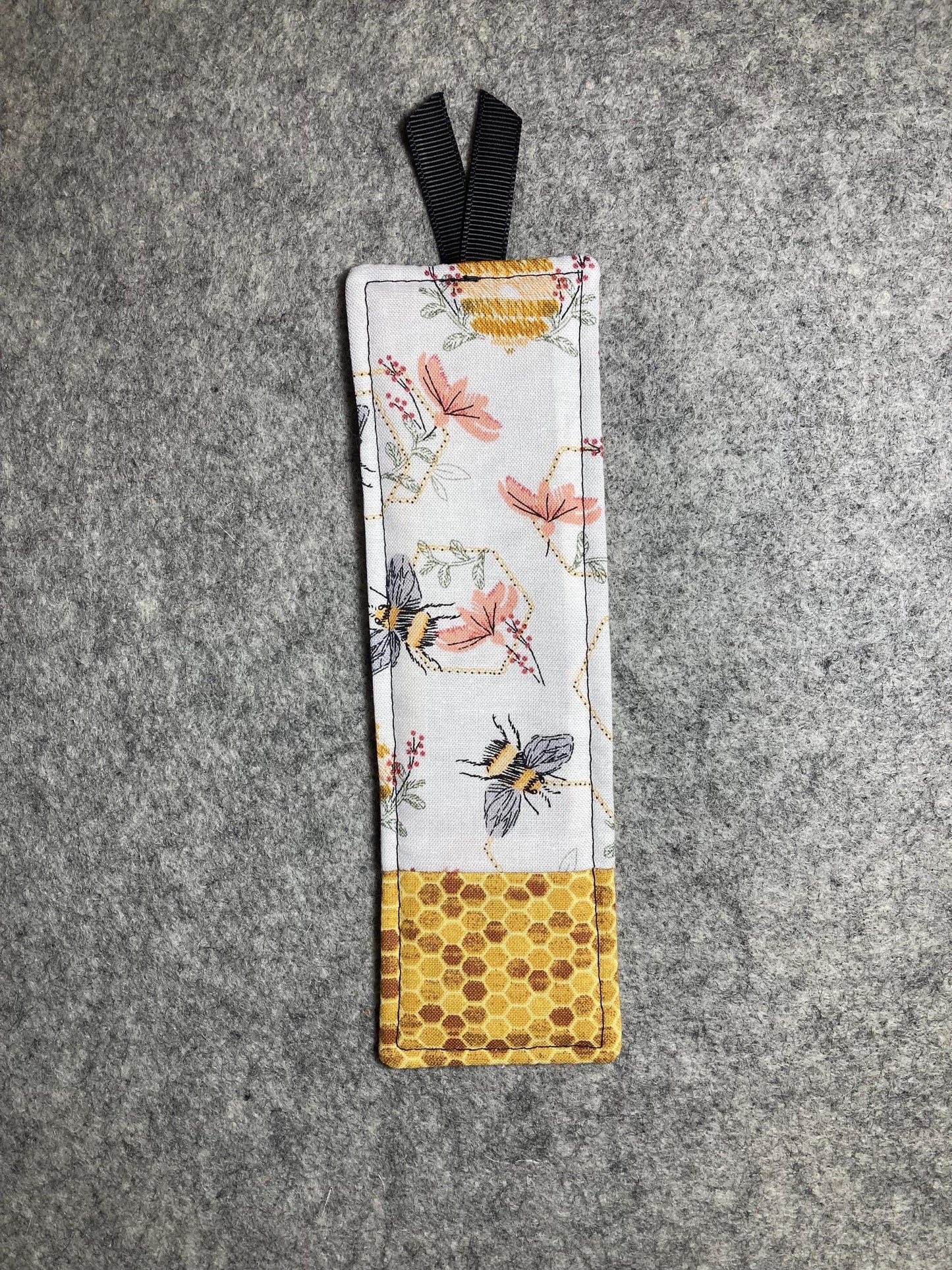 Custom Name Handmade Fabric Bookmark, Personalized Wording, Gifts for Teaders Book lovers - Bees Honeycombs