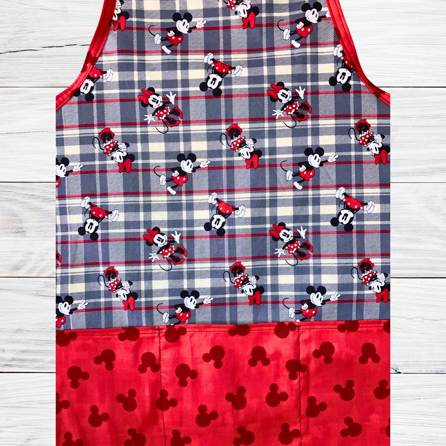 Mickey Fabric Apron, Red Mouse Head Ears pockets and ties,, kitchen cook chef baker mom girlfriend stocking stuffer