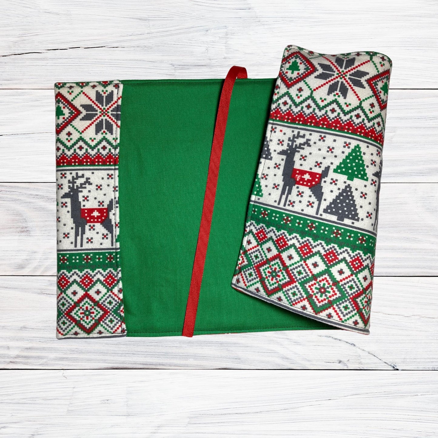 Christmas Sweater Soft Fleece - Adjustable Book Cover